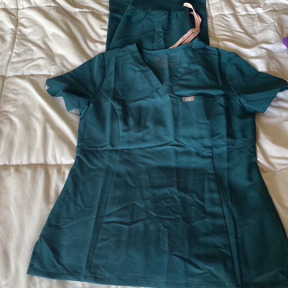 Figs Set NWOT